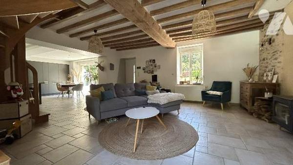 Maison de campagne rénovée - 4 CHAMBRES
