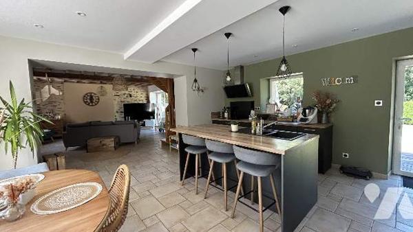 Maison de campagne rénovée - 4 CHAMBRES