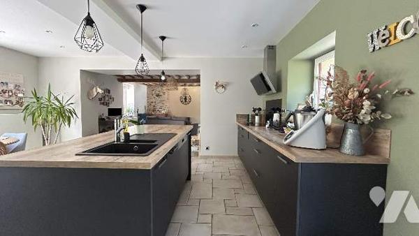 Maison de campagne rénovée - 4 CHAMBRES
