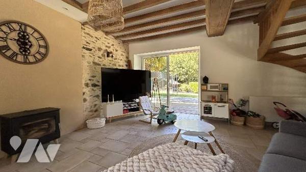 Maison de campagne rénovée - 4 CHAMBRES
