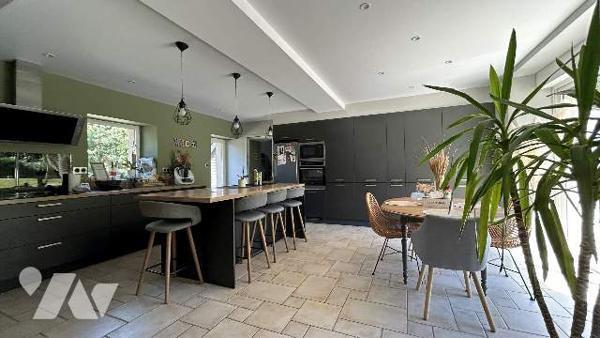 Maison de campagne rénovée - 4 CHAMBRES