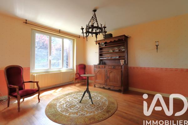 Maison à vendre 9 pièces 177,35 m² Neuvic