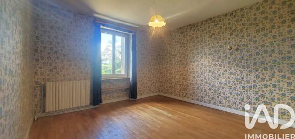 Maison à vendre 9 pièces 177,35 m² Neuvic