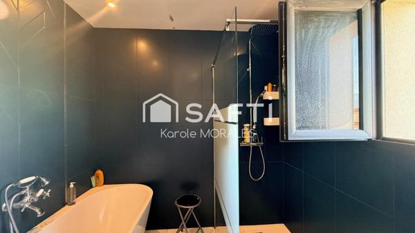 PALAU DEL VIDRE (66), BELLE VILLA, 4 FACES, STATIONNEMENT, PISCINE, APPARTEMENT T2