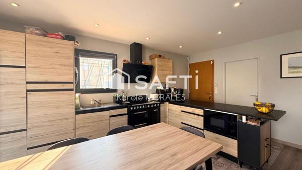 PALAU DEL VIDRE (66), BELLE VILLA, 4 FACES, STATIONNEMENT, PISCINE, APPARTEMENT T2