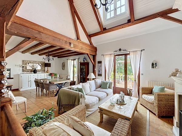Maison Briollay 5 pièces 163 m2
