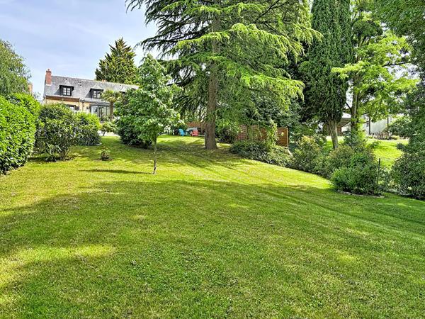 Maison Briollay 5 pièces 163 m2