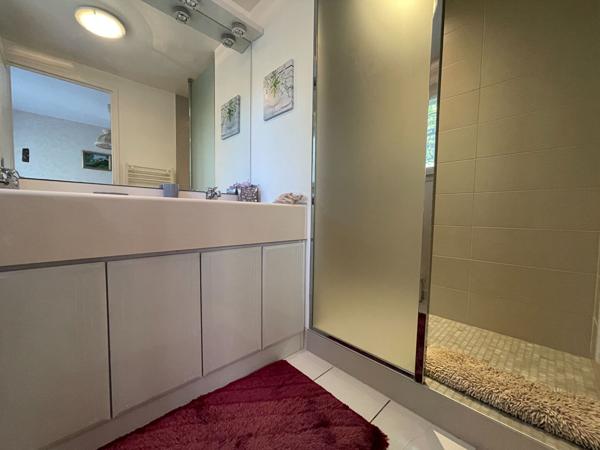Maison Saint Sebastien Sur Loire 6 pièce(s) 110 m2