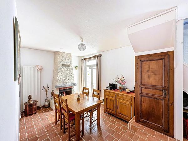 Maison de bourg T4 - 2 chambres et un bureau