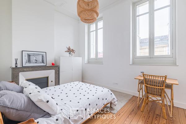 Elégant duplex au dernier étage avec terrasse et parking