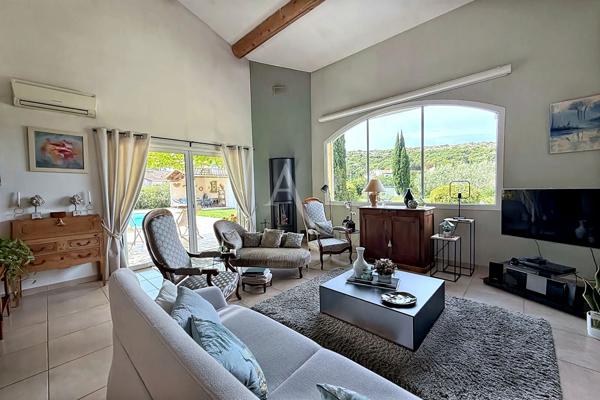 Bien rare à Istres- Maison de charme, piscine et potentiel constructible