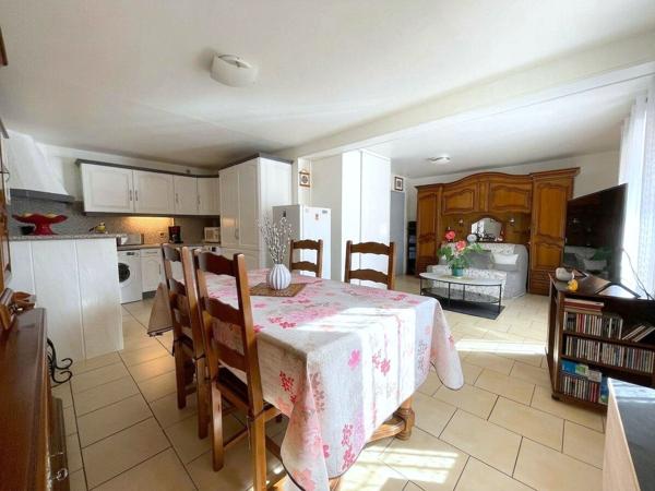 Appartement Grisy Suisnes 2 pièces 43.62 m2 avec terrasse de 6 m²