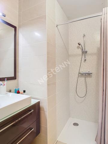 Appartement 4 pièces de 90 m² situé sur Annecy-Le-Vieux, avec une spacieuse terrasse, un jardin, un garage et une cave