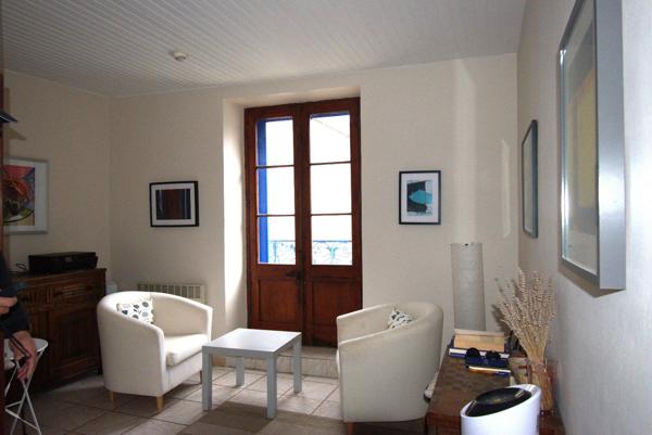 Maison de caractère avec studio indépendant Fabrezan