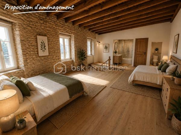 Au cœur de la cité médiévale de Dinan, sur la rue la plus commerçante et la plus prisée de la ville, découvrez cet ensemble immobilier de caractère réunissant un local commercial et un duplex à rénover. Une opportunité rare d'investir dans un emplacement premium, offrant à la fois des revenus locatifs immédiats et un important potentiel de valorisation.
Le rez-de-chaussée accueille un local commercial d'environ 36 m², bénéficiant d'une excellente visibilité grâce à son implantation sur l'artère commerçante la plus dynamique de Dinan. Actuellement loué dans le cadre d'un bail commercial de 9 ans, il génère un revenu annuel de 9 600 € HT. Le bail prévoit une révision triennale du loyer, permettant une évolution des revenus dans un secteur où la demande commerciale reste particulièrement forte.
À l'étage, un duplex de 74,07 m² entièrement à rénover révèle tout le charme de l'ancien avec ses volumes généreux, ses poutres apparentes et son authenticité. Ce bien offre de nombreuses possibilités d'aménagement pour créer un appartement de standing au cœur d'un environnement historique recherché.
Grâce à son emplacement exceptionnel dans une ville touristique de premier plan, ce logement présente également un fort potentiel de location saisonnière de type Airbnb (sous réserve des autorisations et de la réglementation en vigueur), permettant d'envisager une excellente rentabilité après rénovation.
Les atouts de ce bien
📍 Emplacement : situé sur la rue la plus commerçante de Dinan, avec un flux piéton important toute l'année.
🏢 Local commercial : bail 9 ans en cours, revenus locatifs immédiats et révision du loyer tous les trois ans.
🏡 Duplex : 74,07 m² à rénover, offrant un fort potentiel de valorisation et de belles possibilités d'aménagement.
📈 Investissement : combinaison idéale entre rendement locatif sécurisé et création de valeur patrimoniale.
🌟 Potentiel touristique : possibilité de développer une activité de location saisonnière dans l'un des secteurs les plus recherchés de Dinan (sous réserve de la réglementation en vigueur).
💼 Profil acquéreur : idéal pour un investisseur, un marchand de biens ou toute personne souhaitant constituer un patrimoine immobilier de qualité.
Une opportunité rare sur le marché dinannais, alliant emplacement d'exception, revenus immédiats et fort potentiel de développement.
Contactez-moi dès aujourd'hui pour organiser une visite.
PRIX: 334 000€ FAI