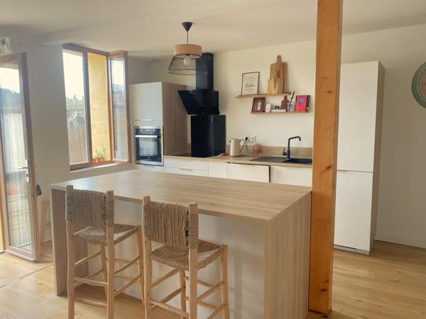 CENTRE BAZAS - MAISON DE VILLE - 114M2 - JARDIN - DÉPENDANCE - GIRONDE (33) - AQUITAINE