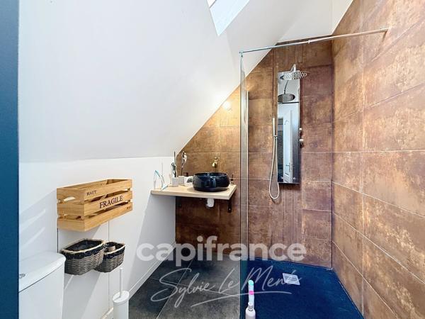 À vendre Maison de bourg de 123 m² – 3 chambres – Terrasse – Naizin / Évellys