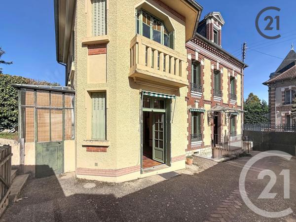 Maison à vendre  10 pièces - 215 m2 AUXERRE - 89