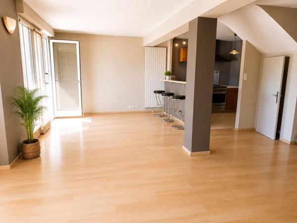 Appartement traversant et très lumineux