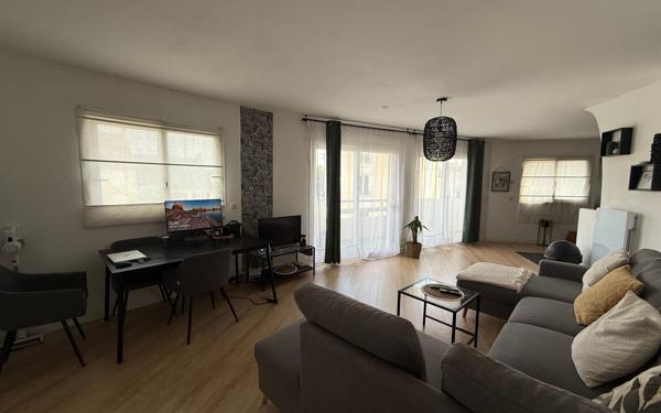 Appartement à vendre    2 pièces • 51,72 m2 Villepinte