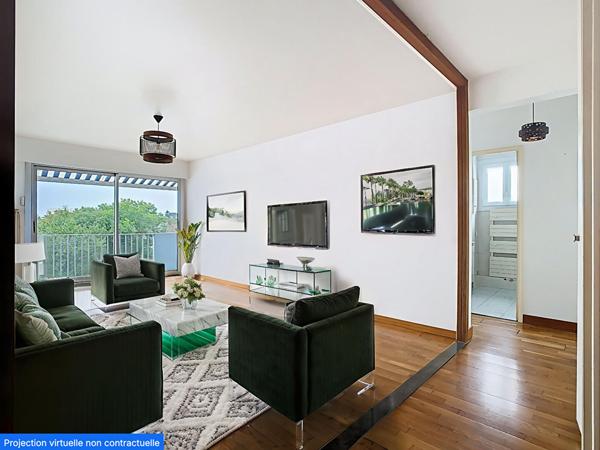 Une vue exceptionnel, le calme ,les proximités...