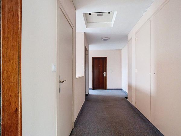 Une vue exceptionnel, le calme ,les proximités...