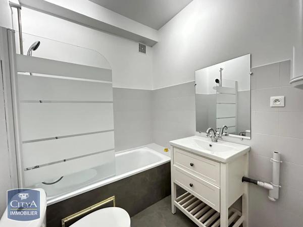 Appartement à louer 2 pièces 37.2m² Brive-la-Gaillarde (19100)