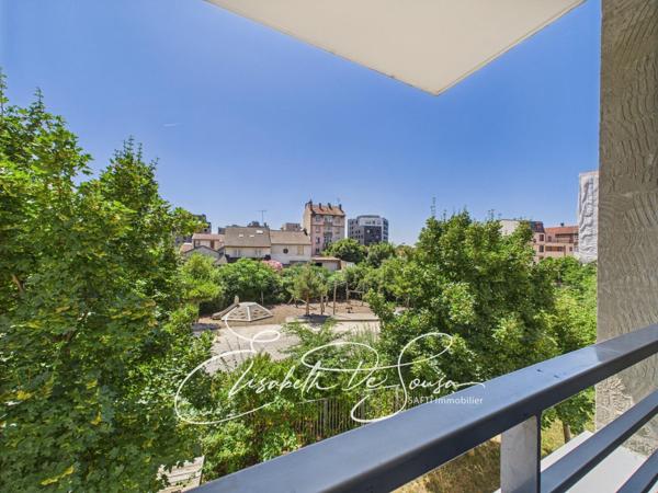 Appartement avec trois extérieurs