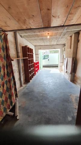 À VENDRE ? Maison de plain-pied à Miramas avec dépendance, véranda, garage et jardin