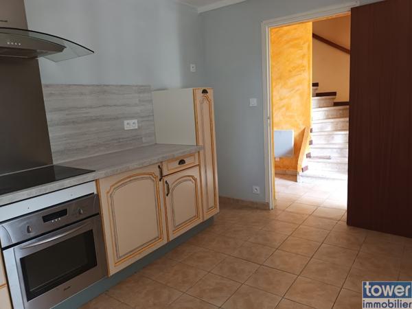 MAISON 4 CHAMBRES GARAGE JARDIN