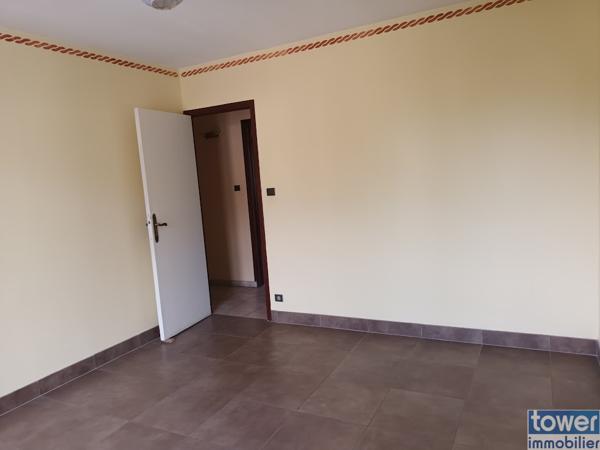 MAISON 4 CHAMBRES GARAGE JARDIN