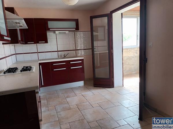 MAISON 4 CHAMBRES GARAGE JARDIN