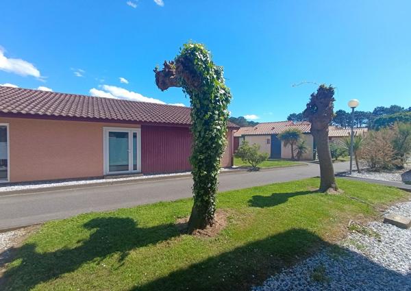 Appartement 2 pièces dans résidence avec piscine