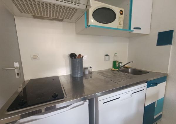 Appartement 2 pièces dans résidence avec piscine