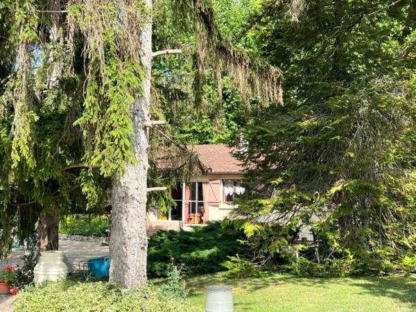 Magnifique propriété " exceptionnelle et rare" à 5 mn de SENS