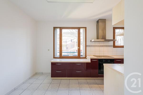 Appartement T4 à vendre  4 pièces - 101 m2 EYBENS - 38