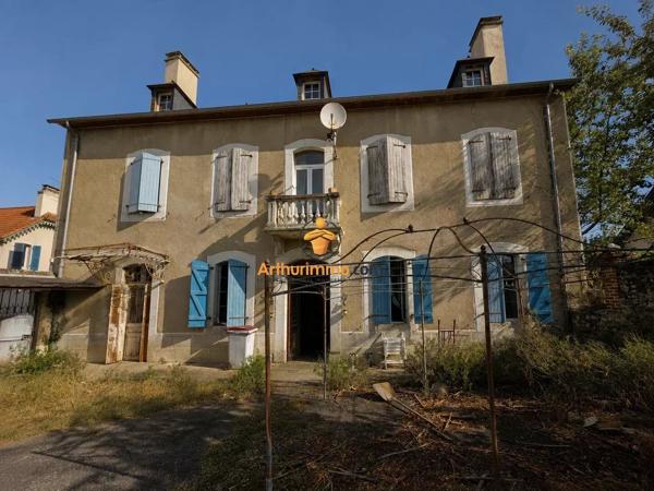 Vente                                                      Maison
                        
                     3 pièces                      216 m2                     à Laloubère