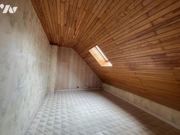 Une maison d'habitation à Ploneour Lanvern