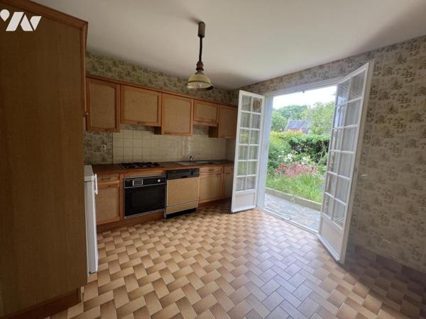 Une maison d'habitation à Ploneour Lanvern