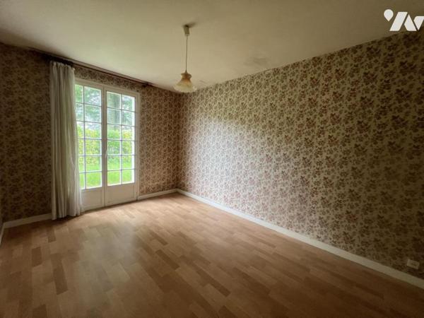 Une maison d'habitation à Ploneour Lanvern