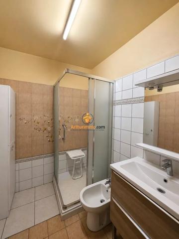 Vente                                                      Appartement
                        
                     4 pièces                      88 m2                     à Tarbes