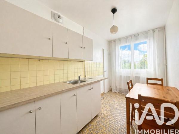 Appartement à vendre 3 pièces 63,22 m² Corbeil-Essonnes