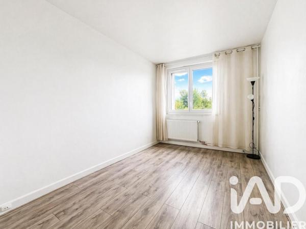 Appartement à vendre 3 pièces 63,22 m² Corbeil-Essonnes