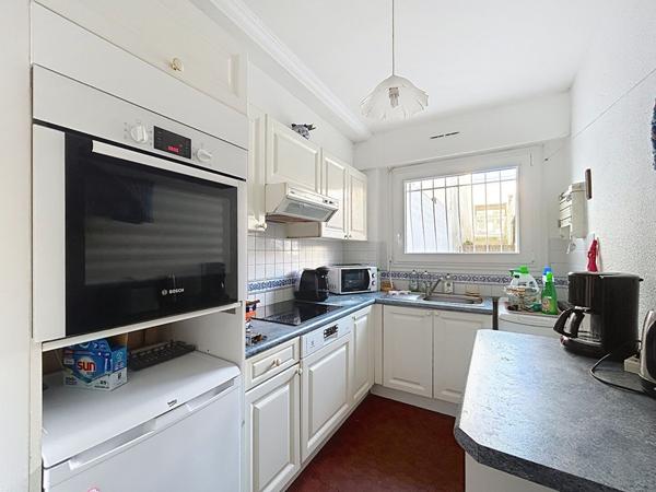 Appartement Les Sables D Olonne Kennedy 3 pièces cave parking proche commerces et tanchet