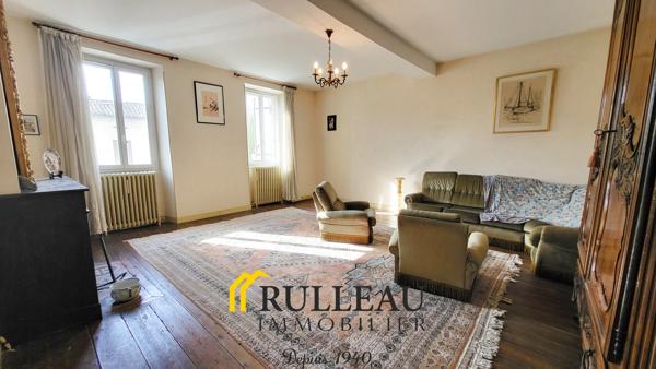 Maison de ville en pierre avec cachet, 234 m², 4 chambres, jardin, garage et dépendance en hypercentre de Sain Détails des diagnostics énergétiques