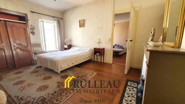 Maison de ville en pierre avec cachet, 234 m², 4 chambres, jardin, garage et dépendance en hypercentre de Sain Détails des diagnostics énergétiques