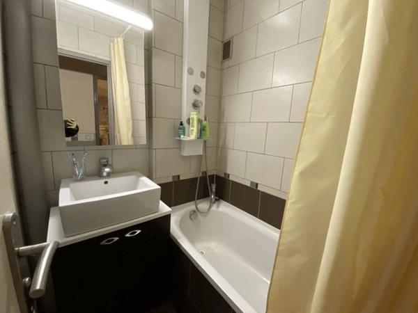 Location Appartement 3 pièces 70.1 m² - 111 RUE VICTOR HUGO Saint Cyr Sur Loire 37540