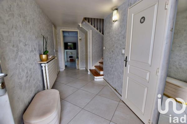 Maison 6 pièces de 115 m² à Champcueil (91750)