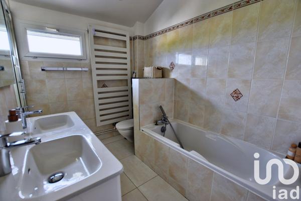 Maison 6 pièces de 115 m² à Champcueil (91750)