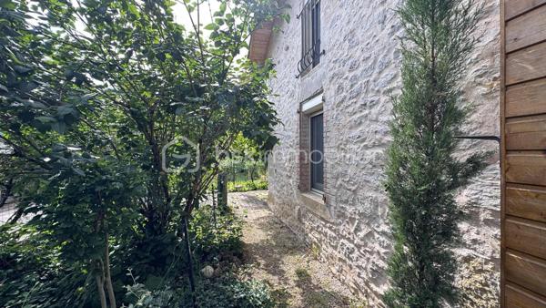 Maison en pierre de 160 m²